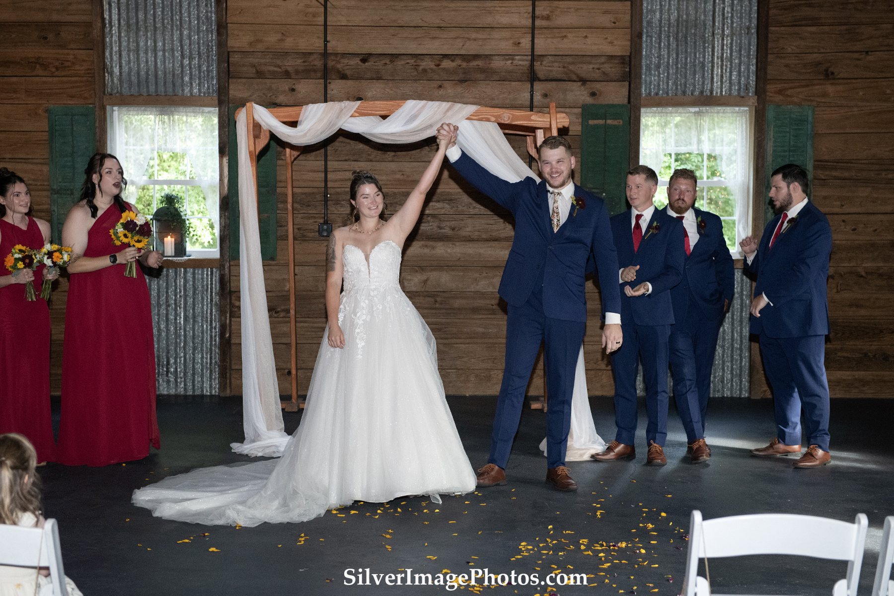 Cecil Creek Farm Wedding Officiant - Photo by Silver Image Photography